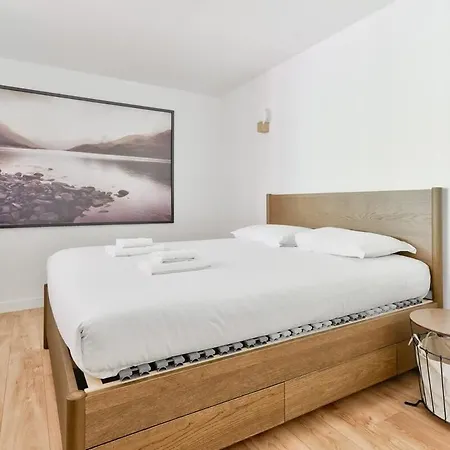 Beau Deux Pieces Au Coeur De Neuilly-sur-Seine